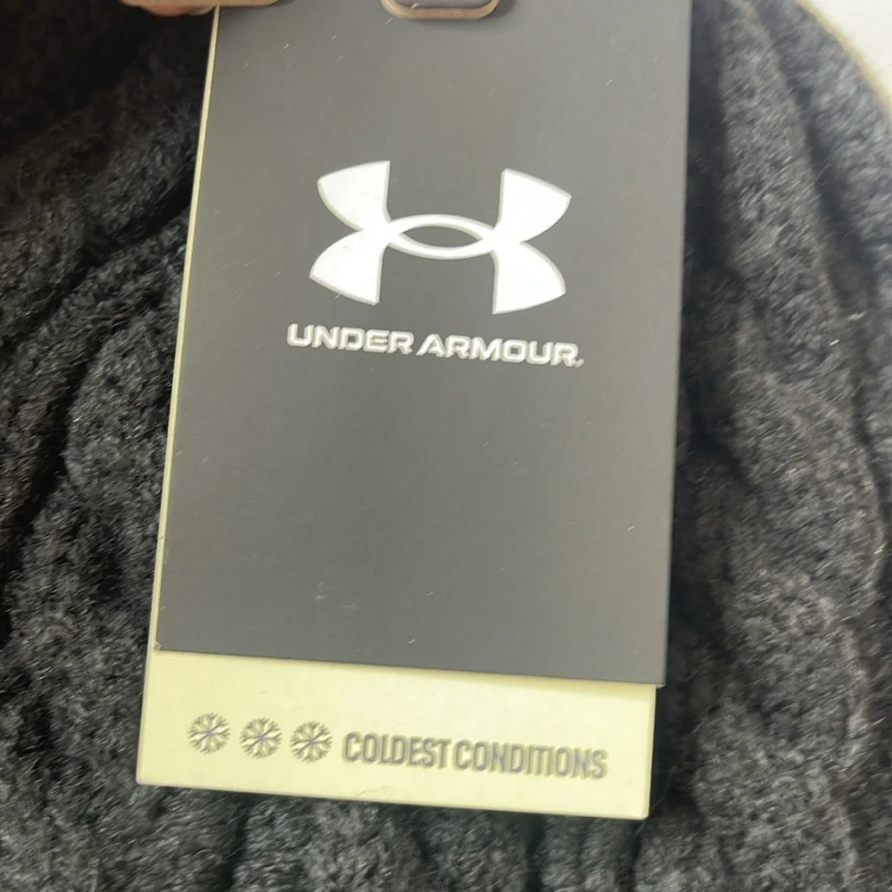Under Armour UA Halftime Cable Knit Beanie Hat Black
